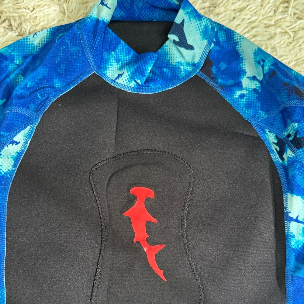 🦈 Kids Swim Rashguard - Picture 2 of 8